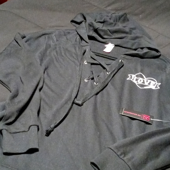 No Boundaries Sweaters - Hoodie